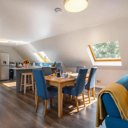 Stylish 2 Bedroom Cottage Near Glasgow Airport Lochwinnoch Exterior photo