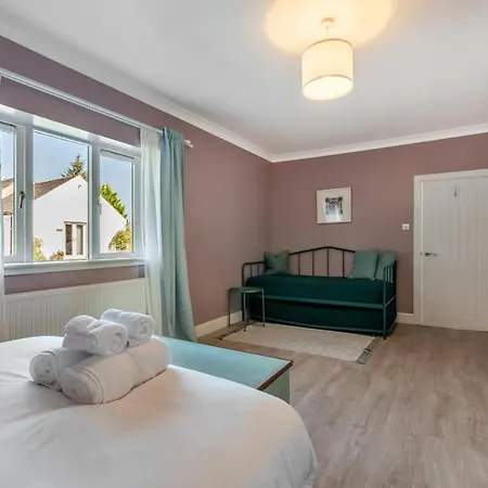 Stylish 2 Bedroom Cottage Near Glasgow Airport Lochwinnoch Exterior photo