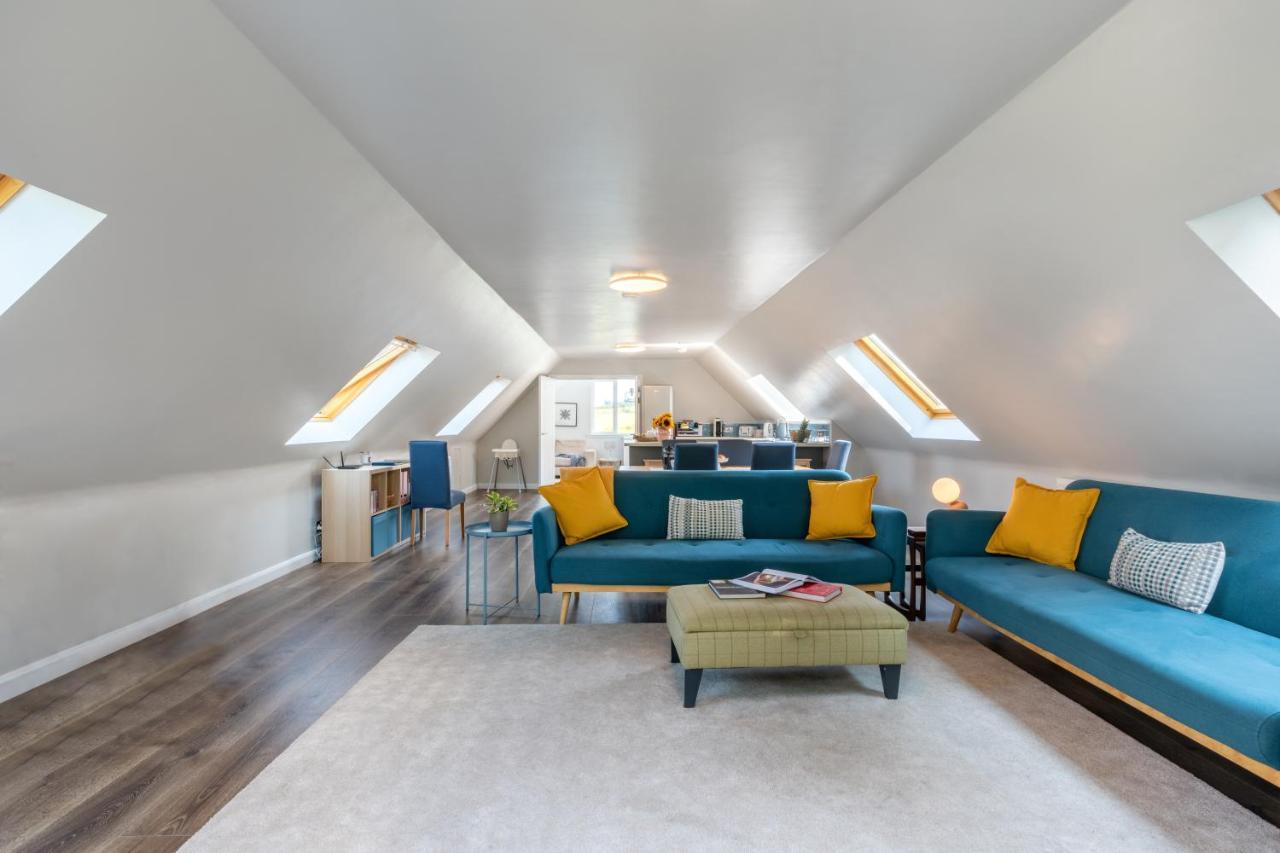 Stylish 2 Bedroom Near Glasgow Airport * Lochwinnoch
